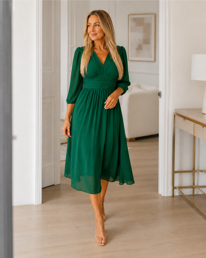 Vestido elegante com decote em V