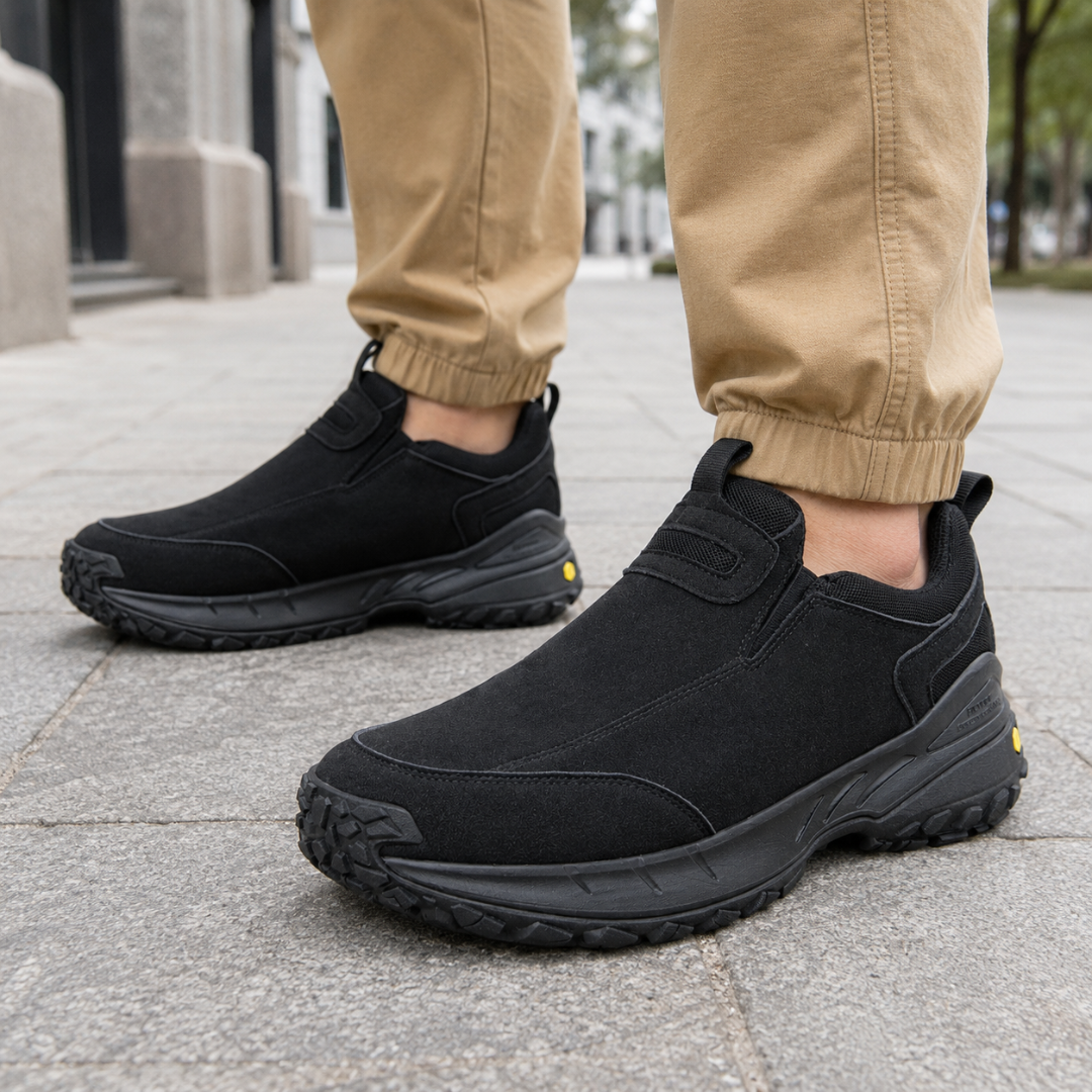 Sapatos Outdoor Slip-On com Sola de Boa Aderência