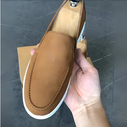Sapatos Casuais Clássicos de Camurça Feitos à Mão