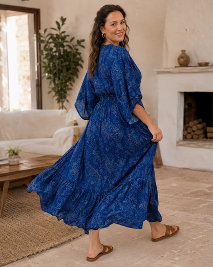 Vestido Comprido Estampado com Cintura Franzida
