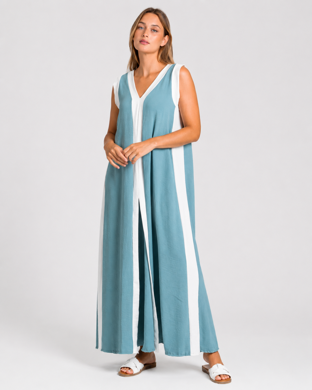Vestido Comprido com Painéis em Contraste
