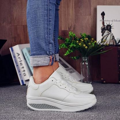 Sapatos desportivos de sola alta para mulher