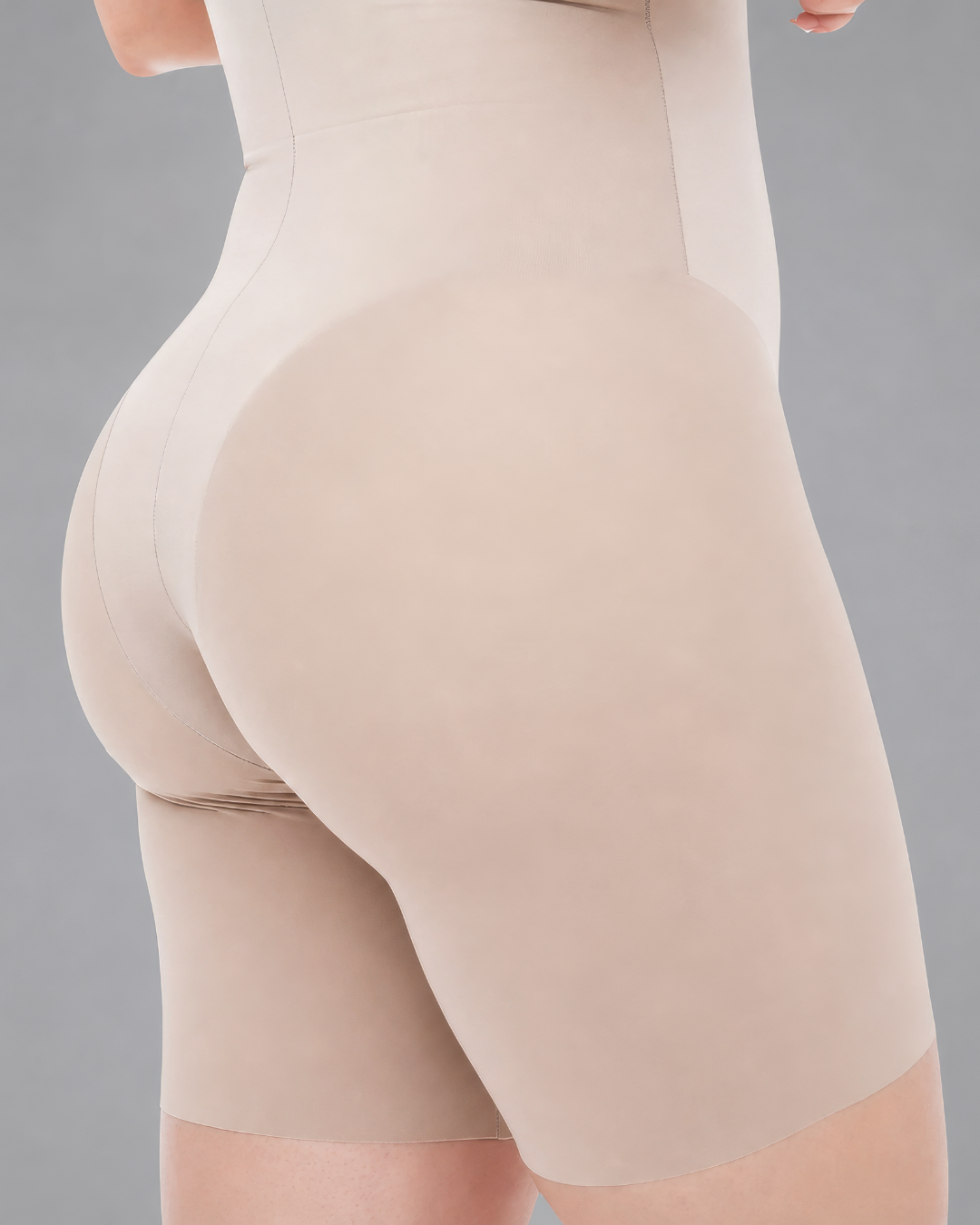 Body modelador com decote em V