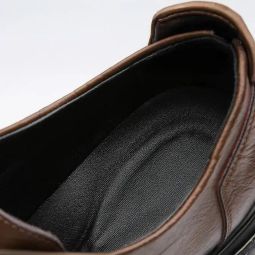 Sapatos Casuais em Pele Genuína