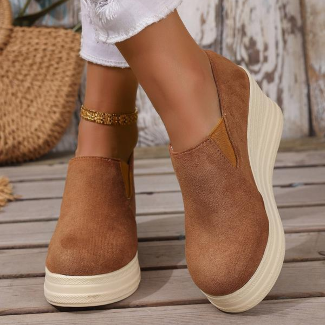 Sapatos de Cunha Confortáveis com Design Anatómico