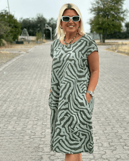 Vestido Curto Boho de Corte Solto
