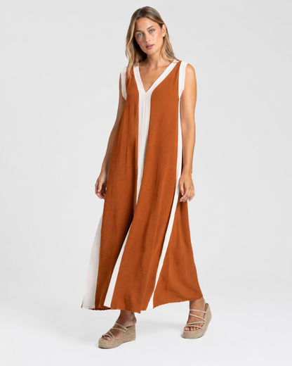 Vestido Comprido com Painéis em Contraste