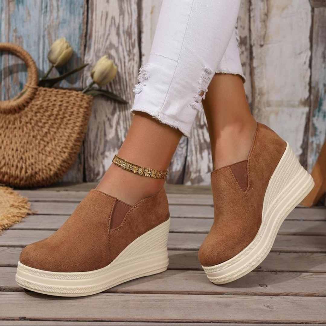 Sapatos de Cunha Confortáveis com Design Anatómico