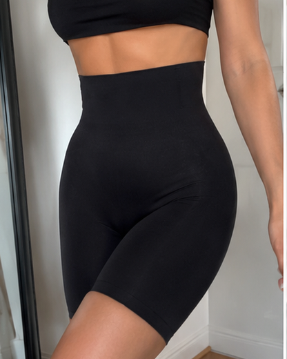 Short Modelador de Cintura Subida com Efeito Realçador
