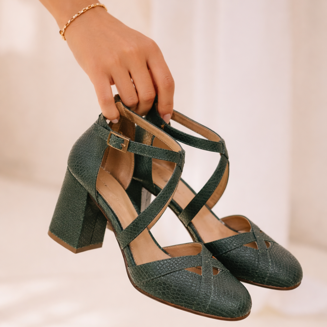 Sapatos Fabiana de Salto em Pele Trabalhada