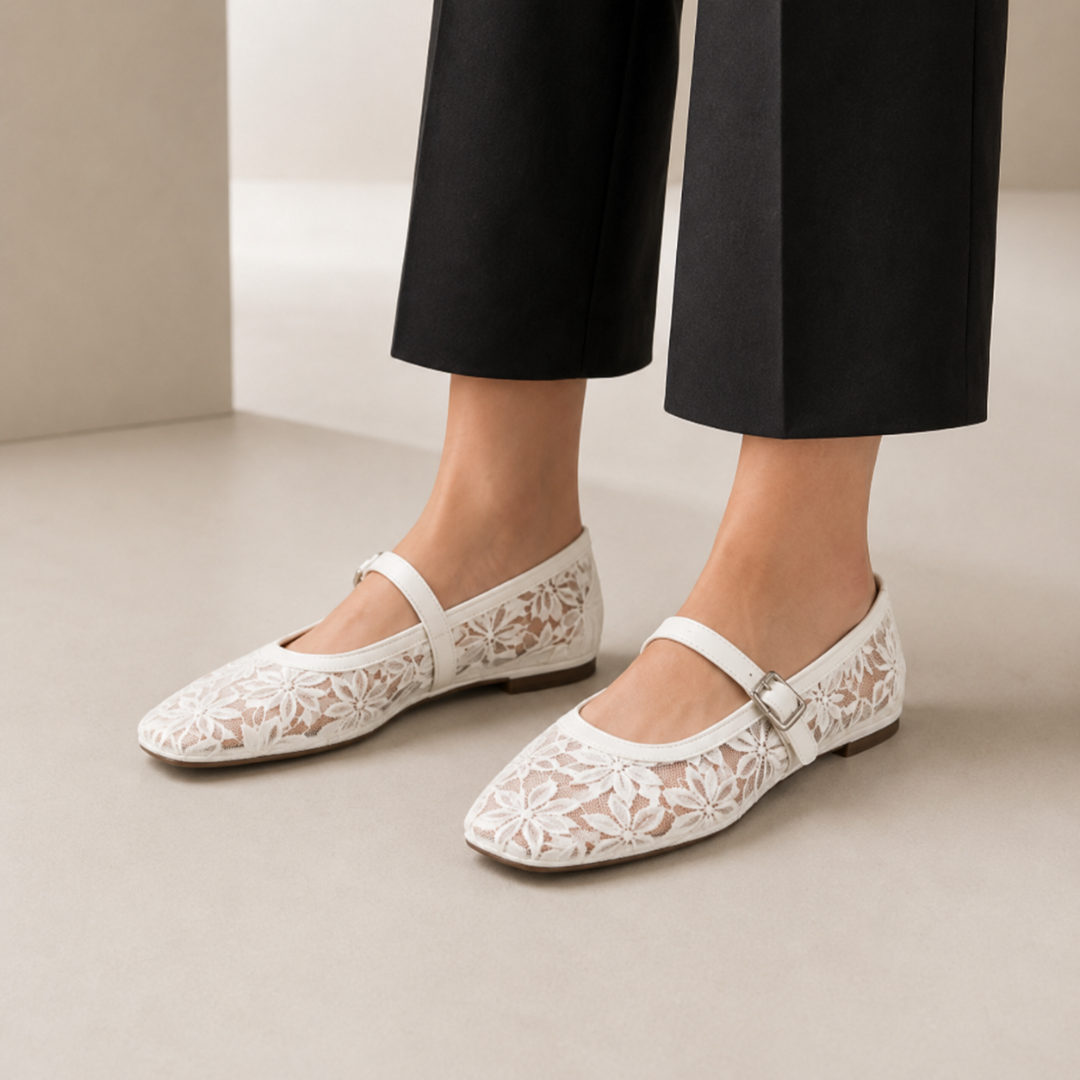 Sabrinas em Renda Floral com Fivela