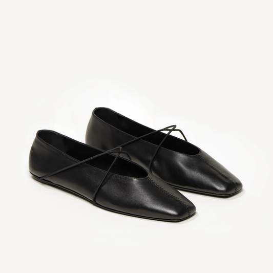 Sabrinas Italianas em Pele Nappa Preta