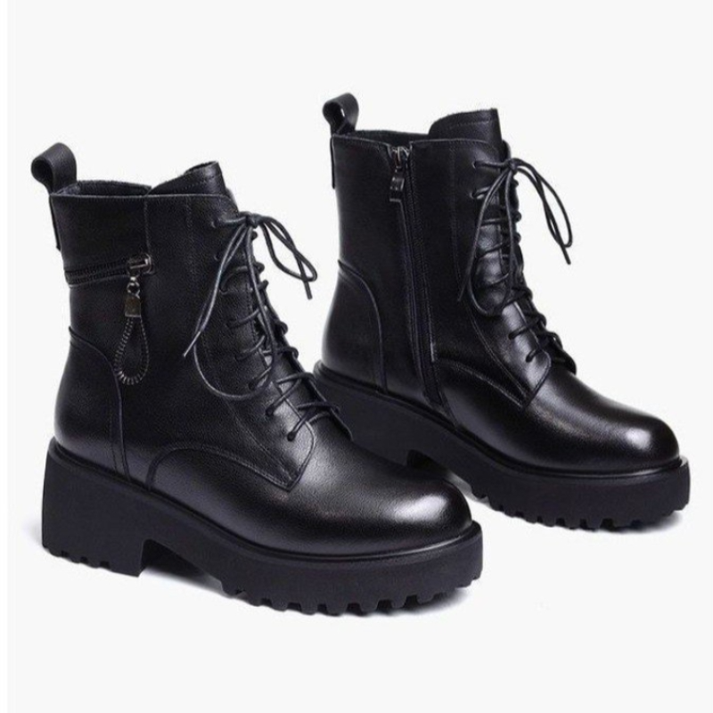 Botins em Pele Elegantes e Resistentes